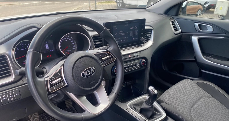 Kia Ceed cena 75800 przebieg: 65712, rok produkcji 2021 z Chmielnik małe 254